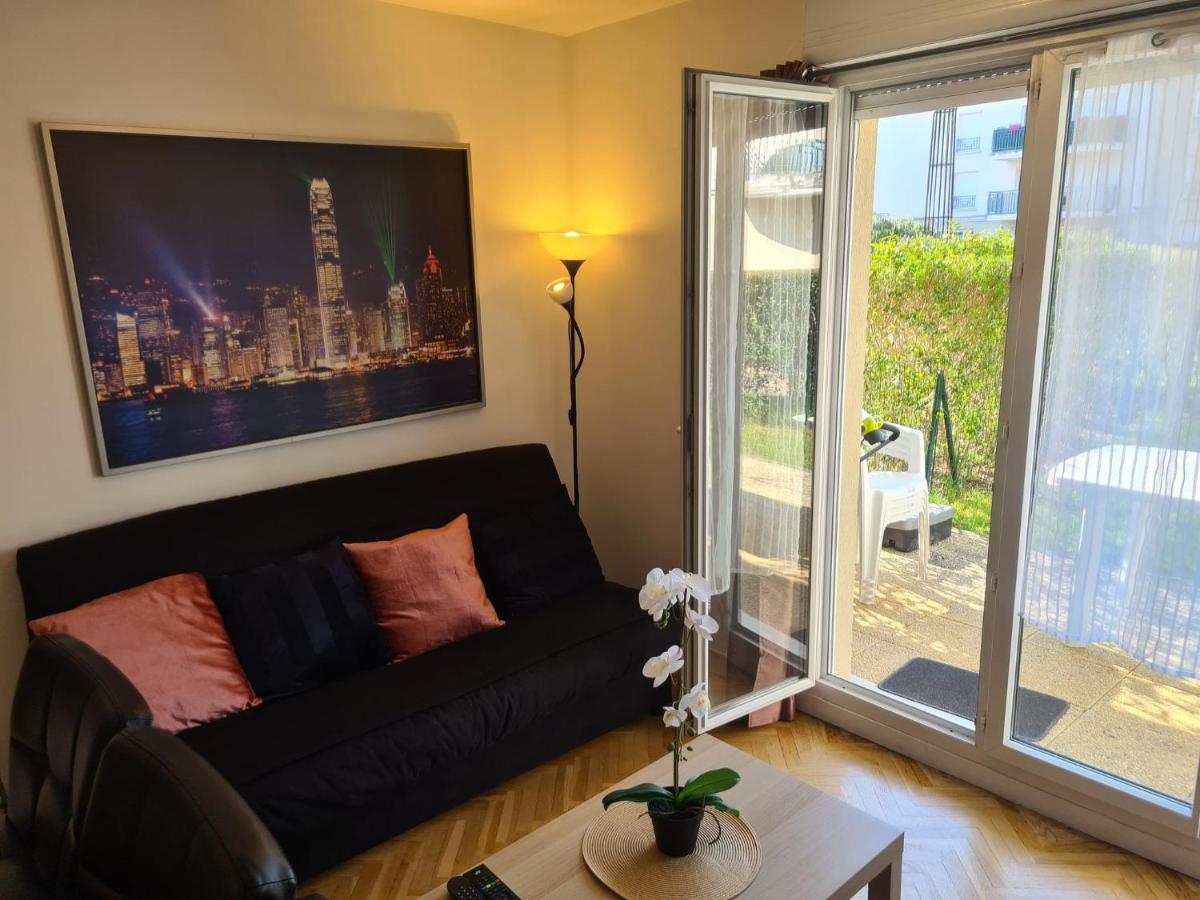 Appartement Avec Rez De Jardin A Disneyland モンテヴラン エクステリア 写真